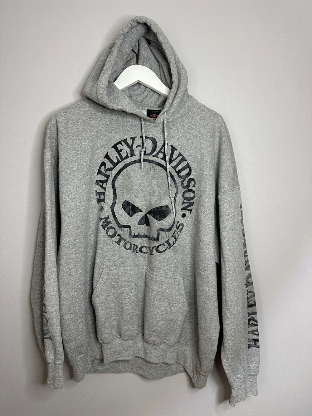 Harley-Davidson Light Gray Skull Pullover Hoodie size XL